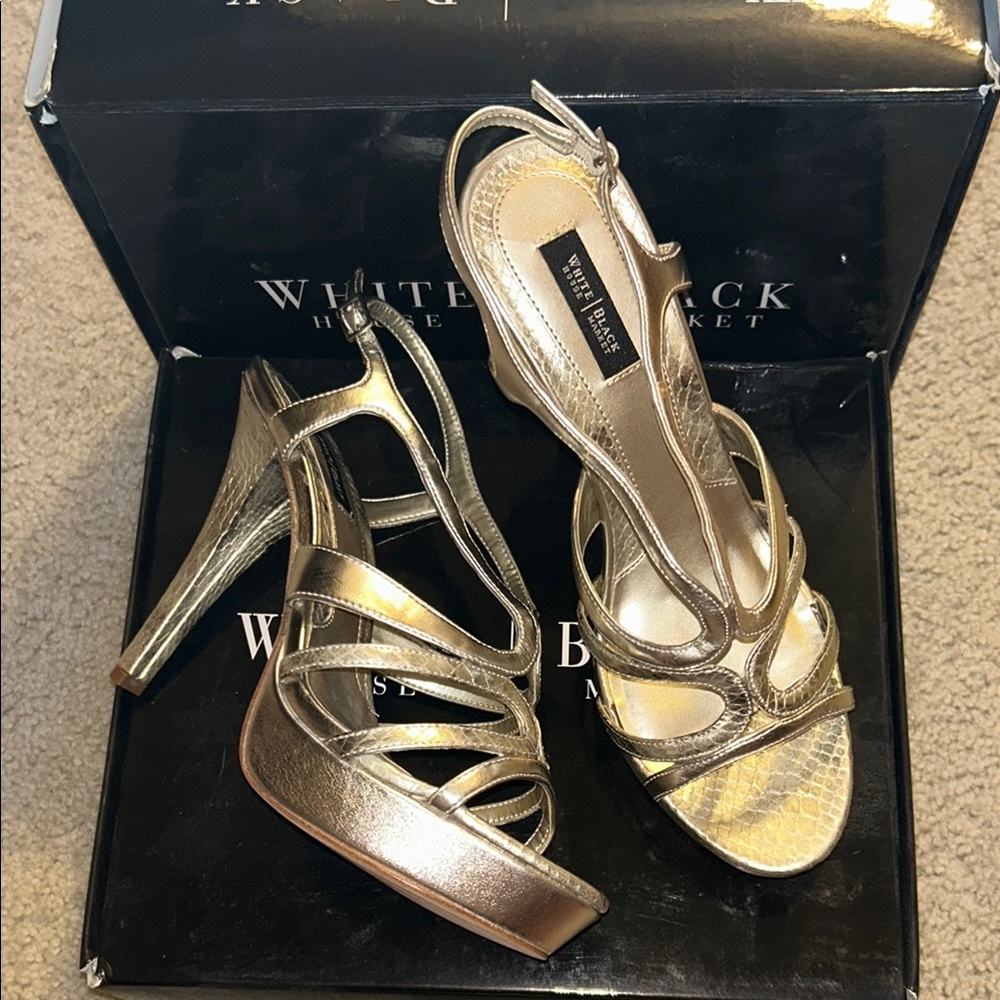 WHBM heels💛